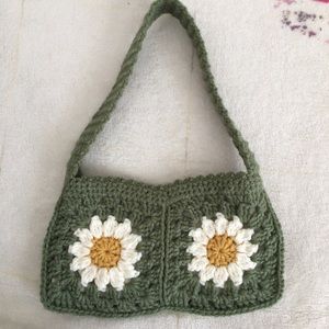 Daisy Green Mini Shoulder Bag!!